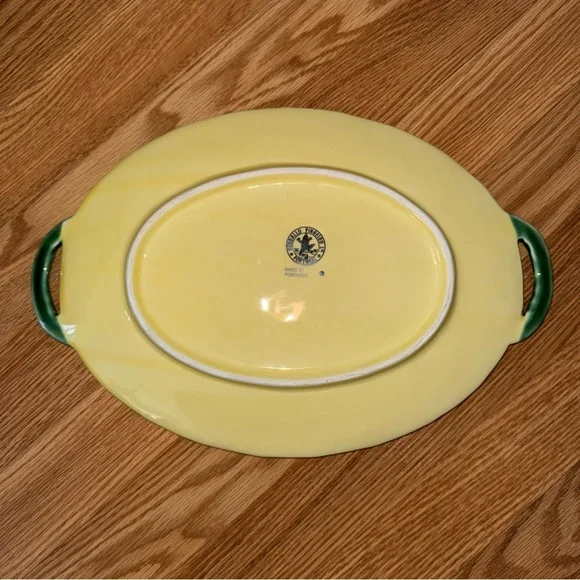 Bordallo Pinheiro Shamrock 14” Oval Serving Platter with Clover Made In Portugal - Picture 3 of 7